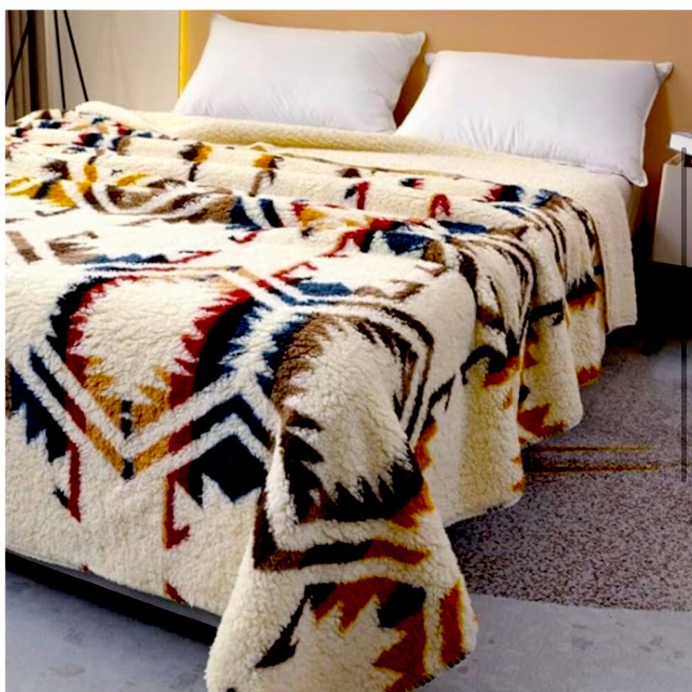 Pendleton White Sands Quilt Coverlet Blanket - Full/Queen